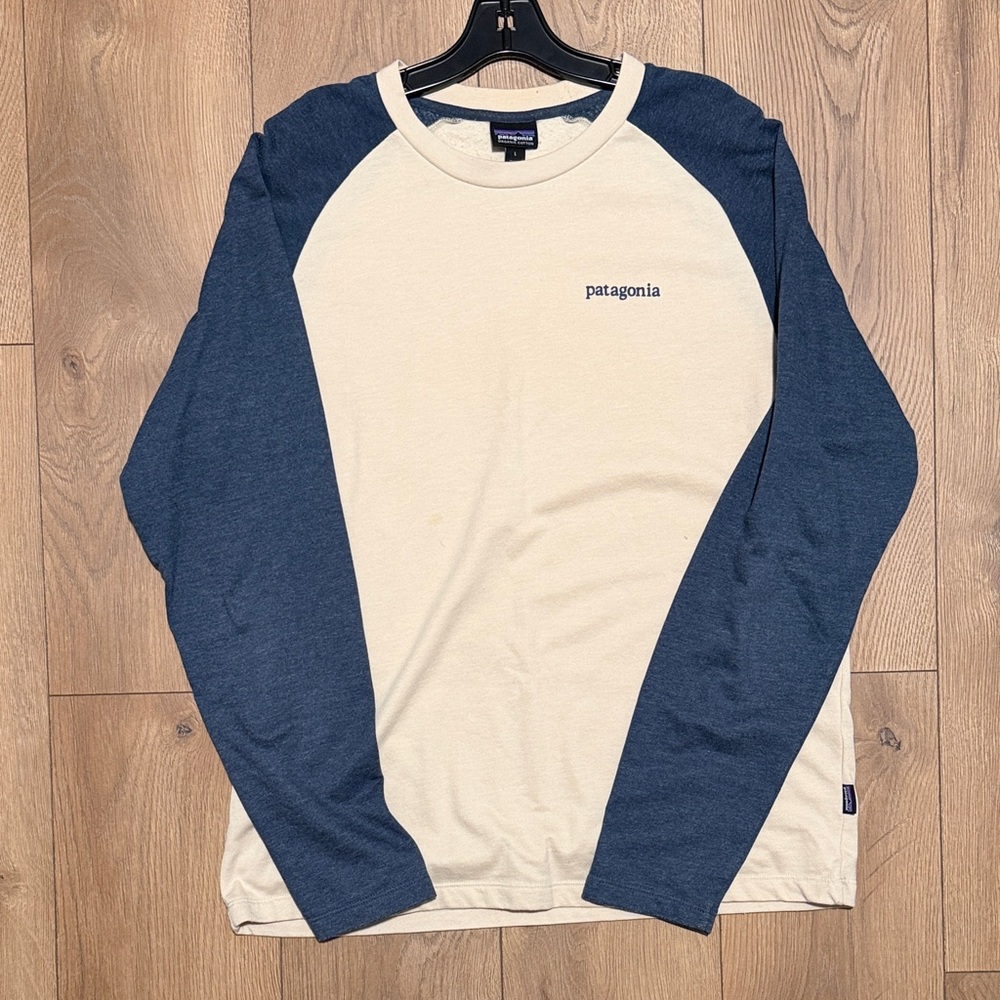 Patagonia Men's Long Sleeve Shirt in Cream and Navy